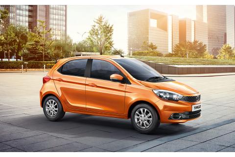 Tata Tiagos with the benefits of Rs. 63,500 and on road loan up to 100%